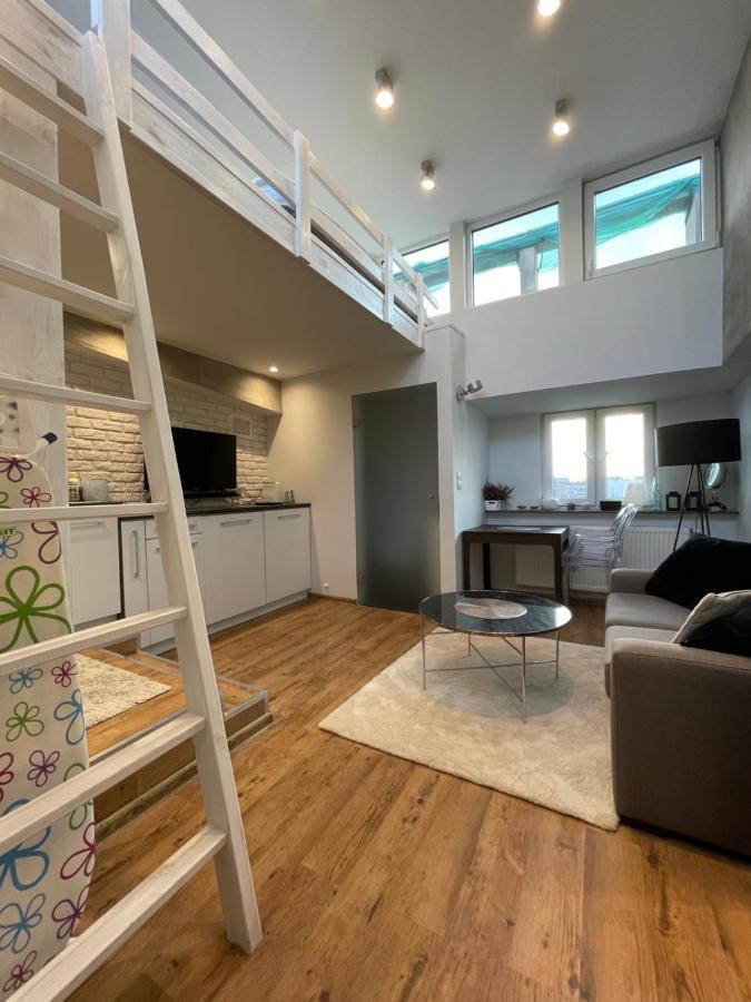 Warynskiego 9 - Piekna Panorama Miasta - Smart Tv 42 Cale - Wifi - Ekspres Kapsulkowy - W Pelni Wyposazona Kuchnia Варшава Экстерьер фото